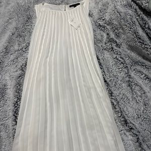 Banana Republic white pleated dress